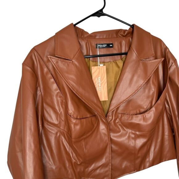 |🔸BUNDLE ONLY🔸|NWT| SHEIN CURVE Plus Lapel Neck Button Crop PU Leather Blazer - Picture 4 of 8